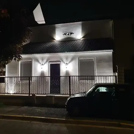 Beautiful Luxurious House With Cinema Ideal For Groups 아파트 *