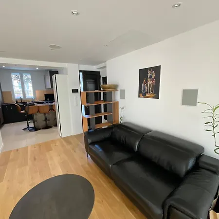 Apartamento Beautiful Luxurious House With Cinema Ideal For Groups Drancy